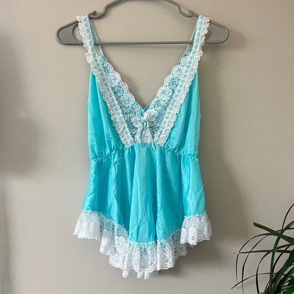 SOLD Vintage Blue Lace Tank Top - Picture 1 of 3